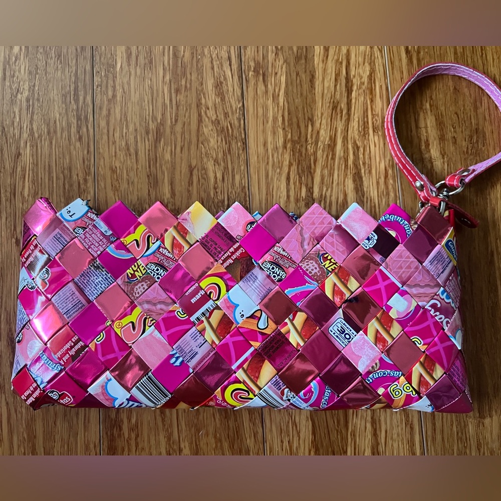 Nahui Ollin Pink Handmade Wrislet - Picture 7 of 10